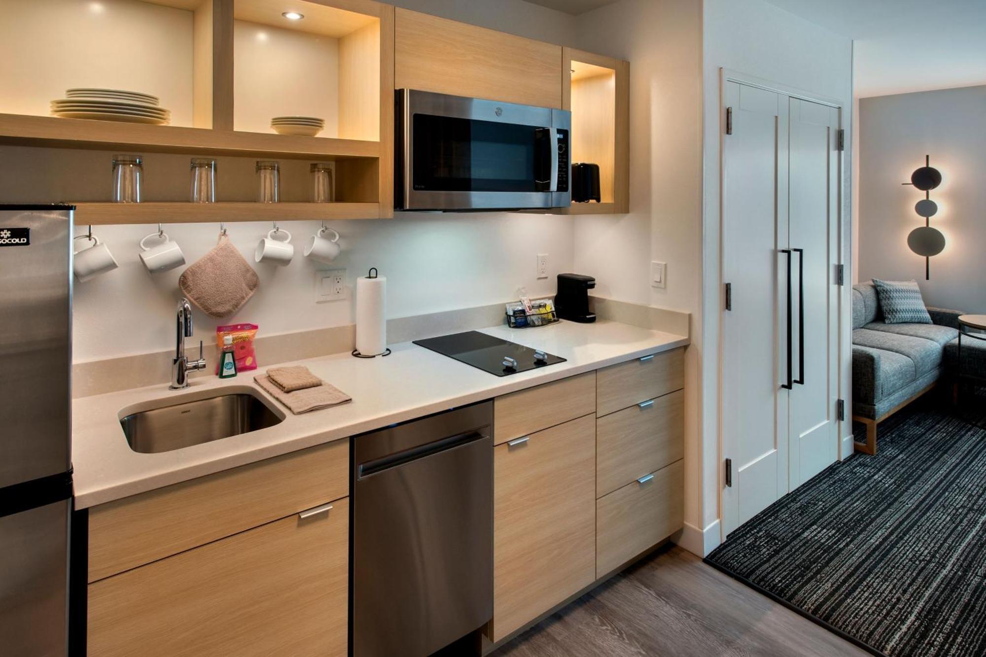 Towneplace Suites Portland Airport Me South Portland Exteriör bild