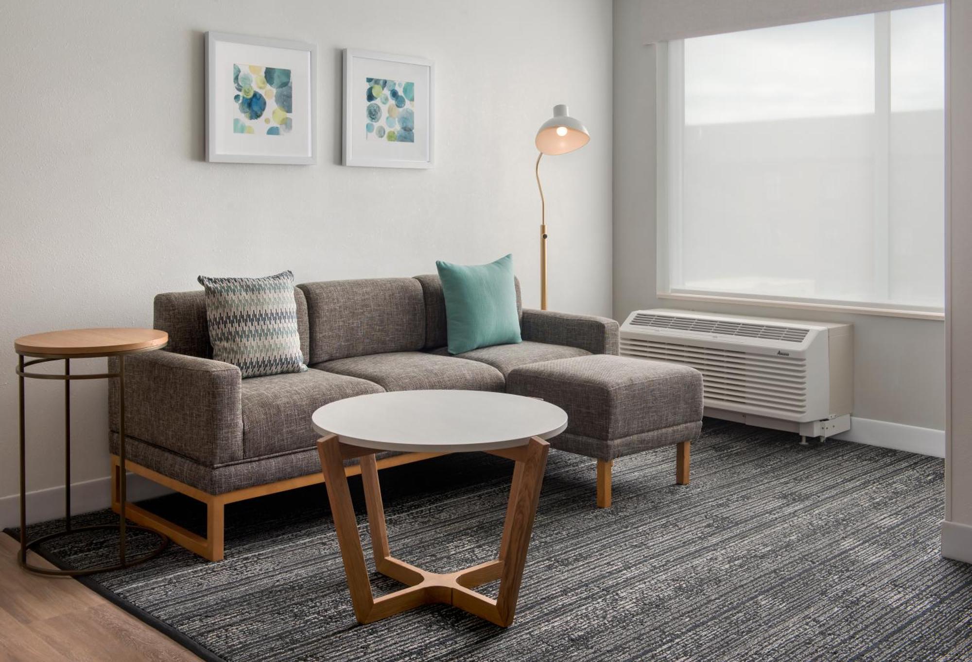 Towneplace Suites Portland Airport Me South Portland Exteriör bild
